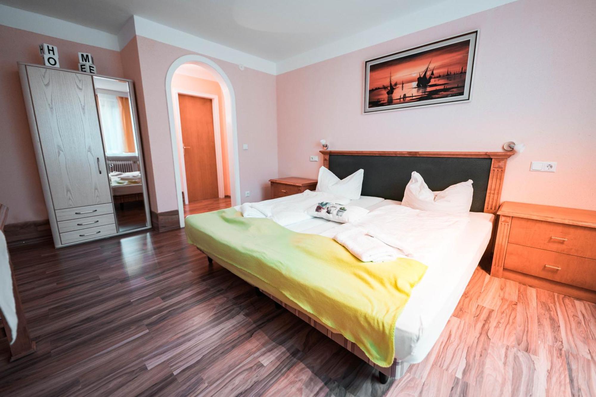Hostel & Hotel Braunlage Bagian luar foto